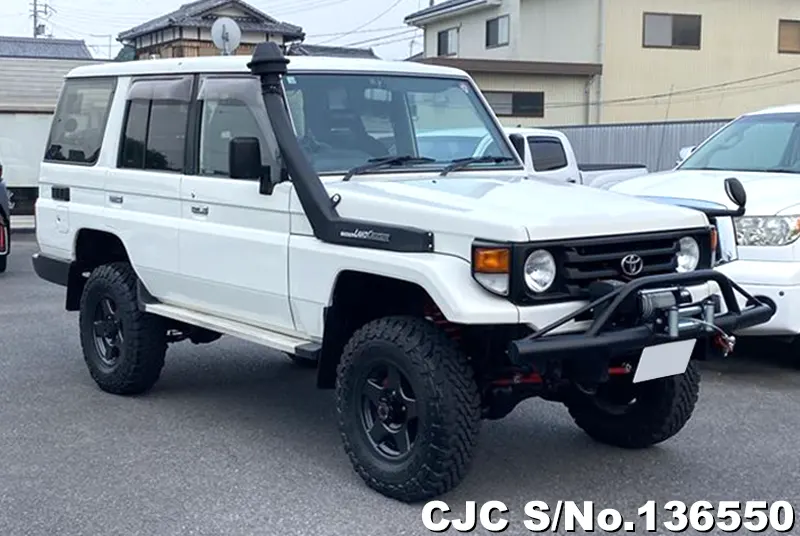 2001 Toyota / Land Cruiser Stock No. 136550