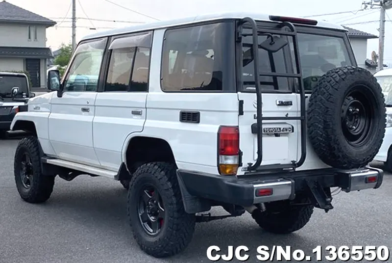 2001 Toyota / Land Cruiser Stock No. 136550