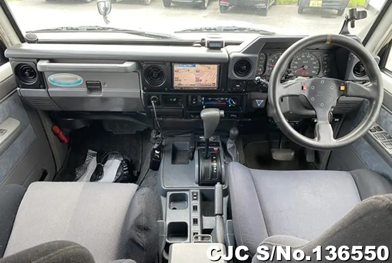 2001 Toyota / Land Cruiser Stock No. 136550