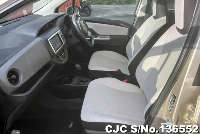 2016 Toyota / Vitz Stock No. 136552