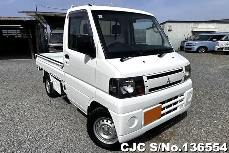 2010 Mitsubishi / Minicab Stock No. 136554