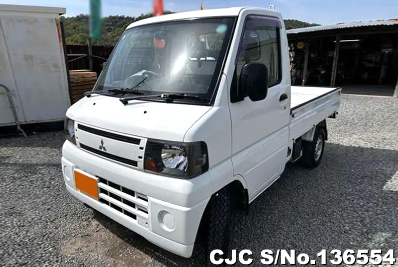 2010 Mitsubishi / Minicab Stock No. 136554