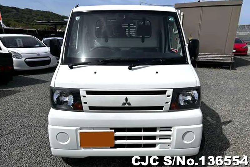 2010 Mitsubishi / Minicab Stock No. 136554