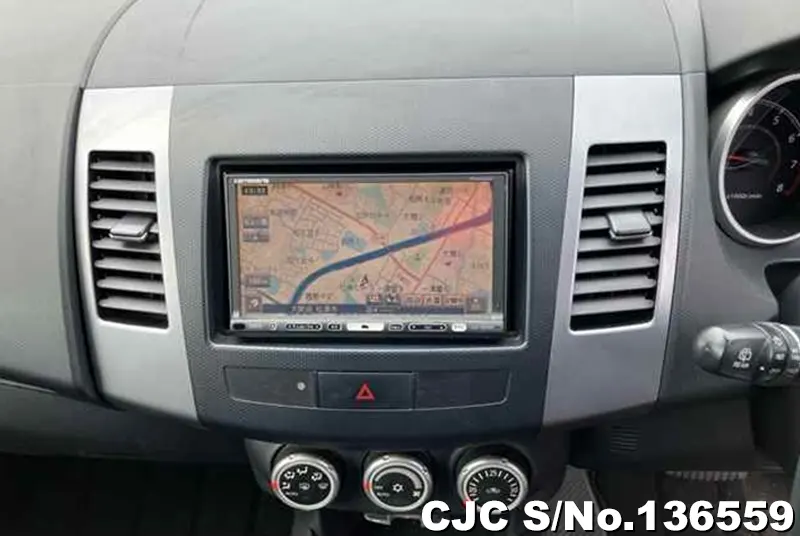 2010 Mitsubishi / Outlander Stock No. 136559