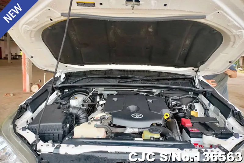 2018 Toyota / Hilux / Revo Stock No. 136563