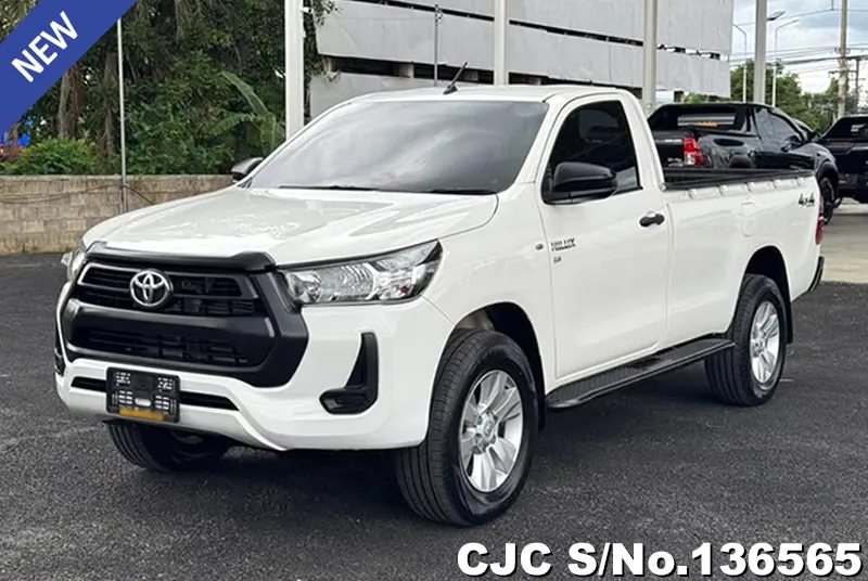 2021 Toyota / Hilux / Revo Stock No. 136565