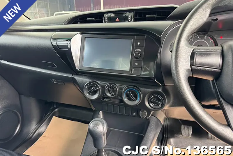 2021 Toyota / Hilux / Revo Stock No. 136565