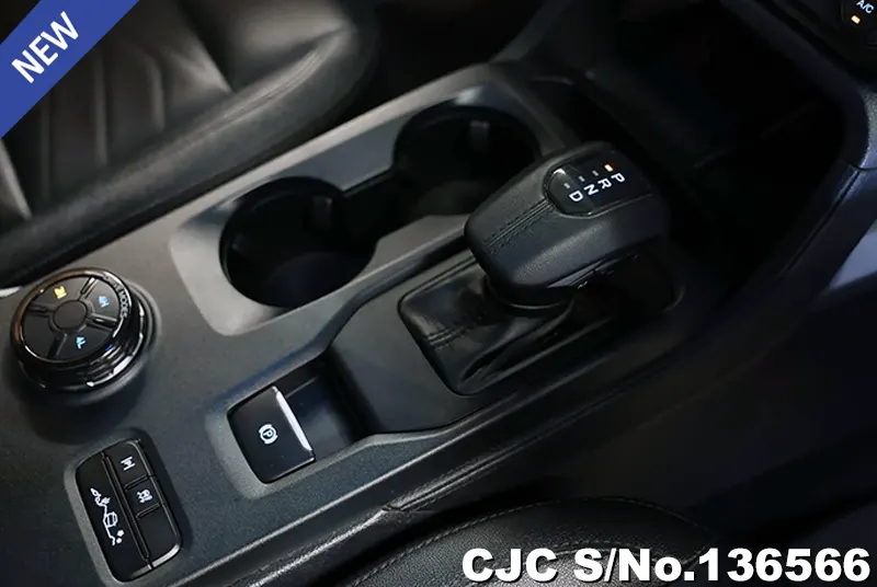 2023 Ford / Everest Stock No. 136566