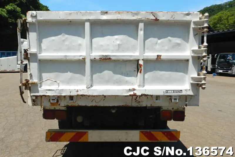 2006 Mitsubishi / Fuso Stock No. 136574