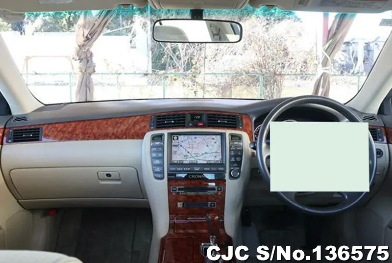 2005 Toyota / Crown Stock No. 136575