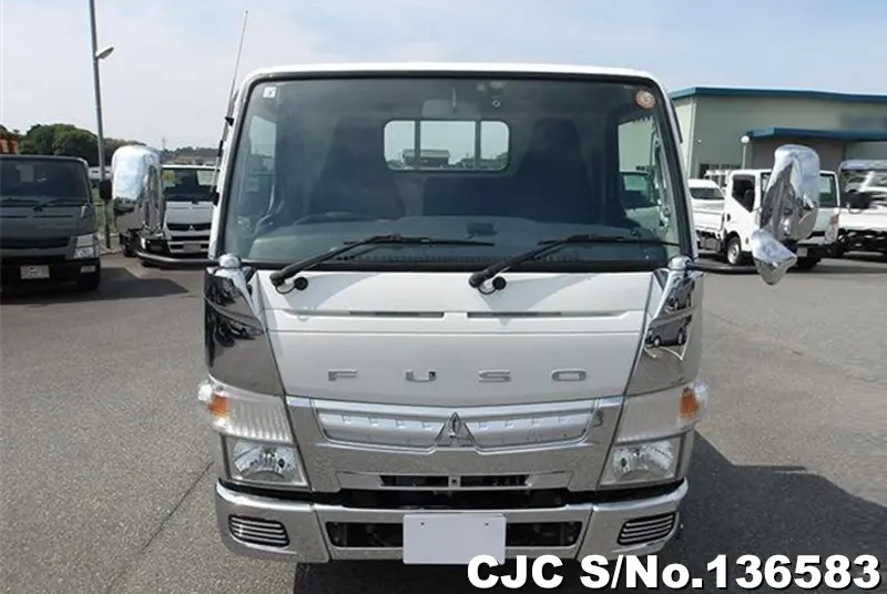 2015 Mitsubishi / Canter Stock No. 136583