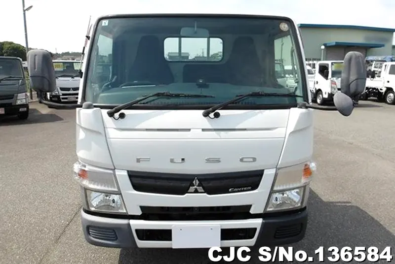2015 Mitsubishi / Canter Stock No. 136584