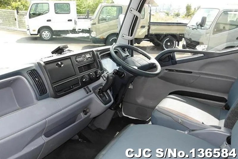2015 Mitsubishi / Canter Stock No. 136584