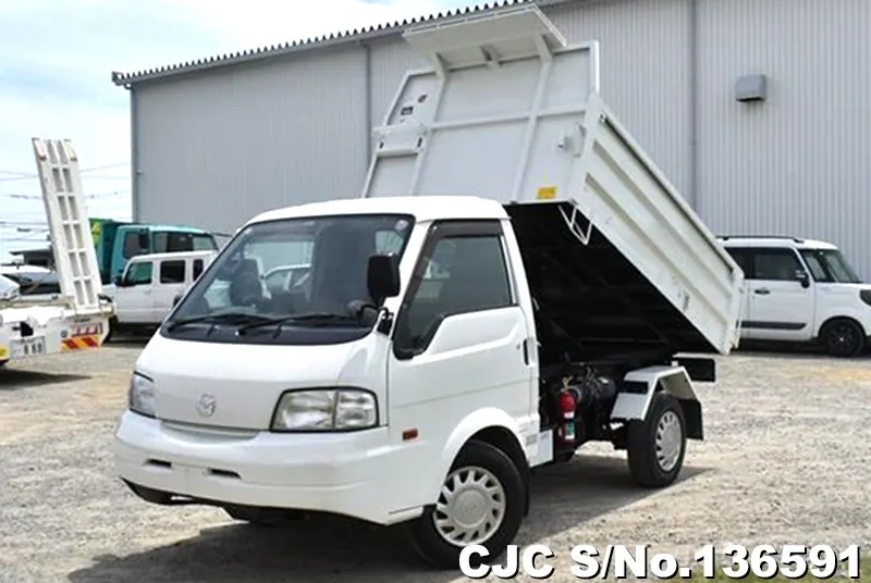 2017 Mazda / Bongo Stock No. 136591