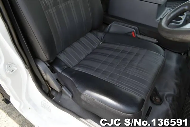 2017 Mazda / Bongo Stock No. 136591