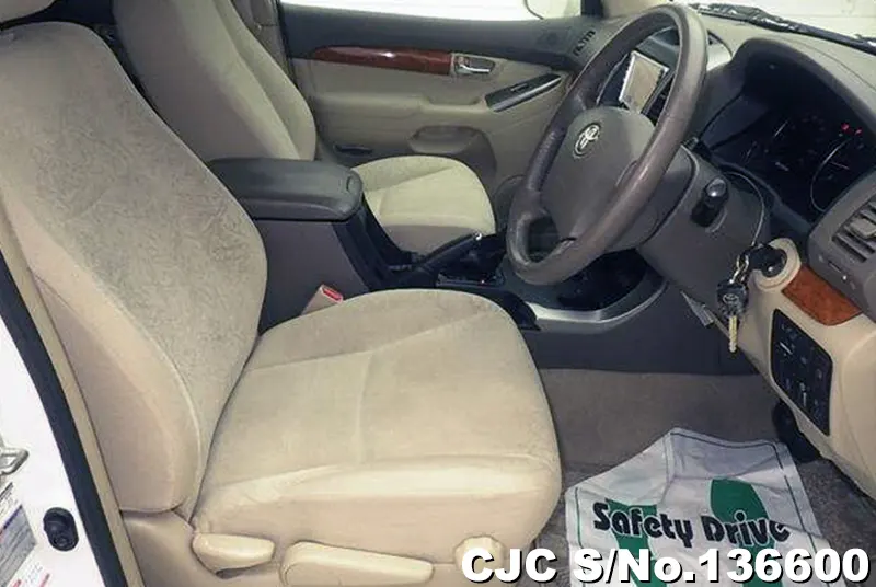 2005 Toyota / Land Cruiser Prado Stock No. 136600