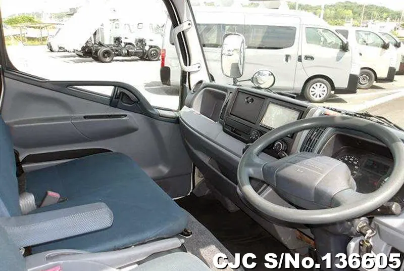 2015 Mitsubishi / Canter Stock No. 136605