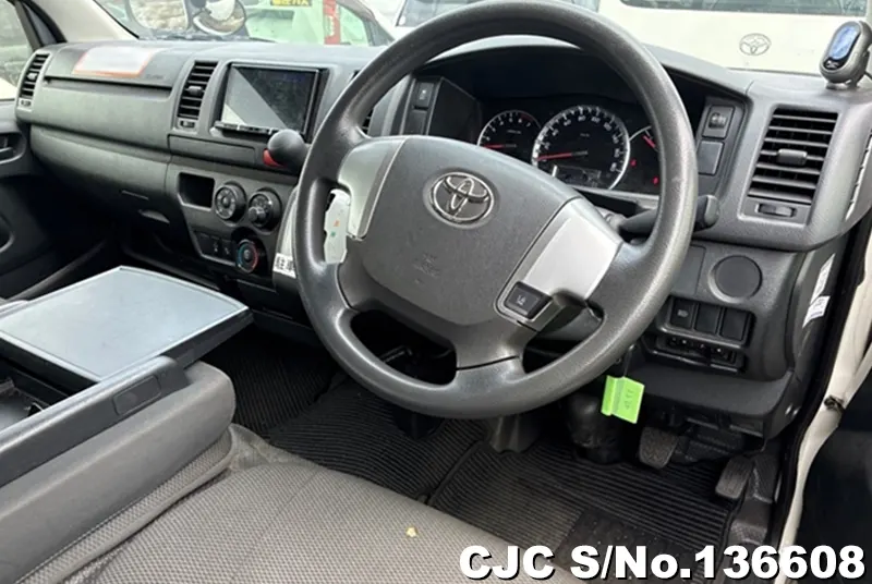 2020 Toyota / Hiace Stock No. 136608