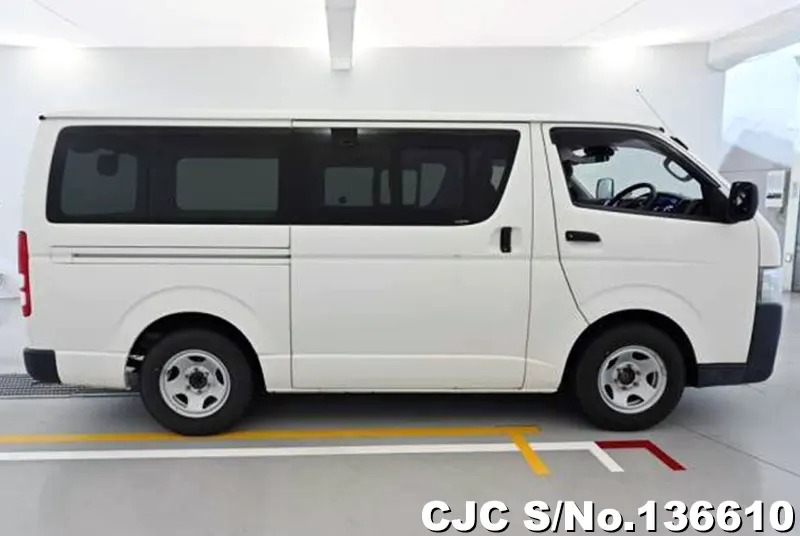 2018 Toyota / Hiace Stock No. 136610