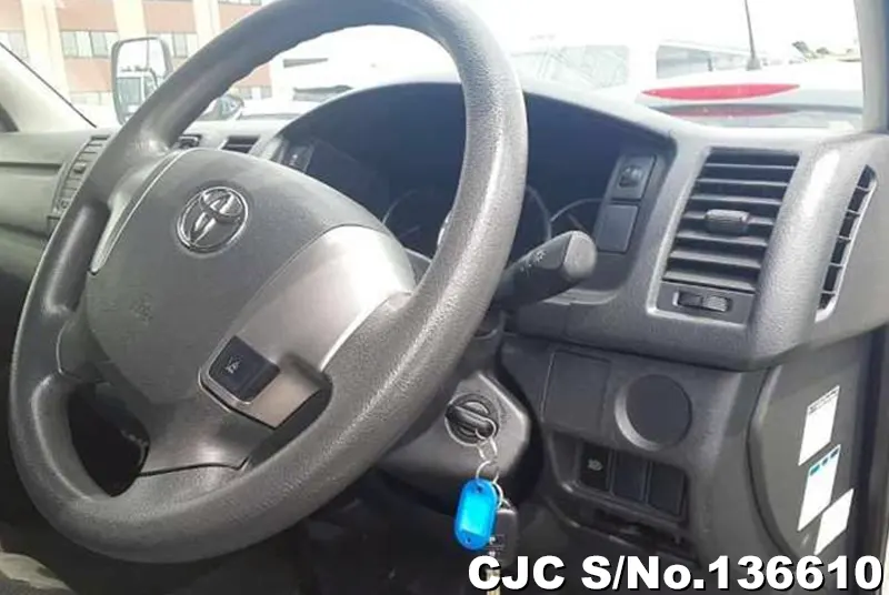2018 Toyota / Hiace Stock No. 136610