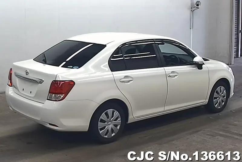 2013 Toyota / Corolla Axio Stock No. 136613