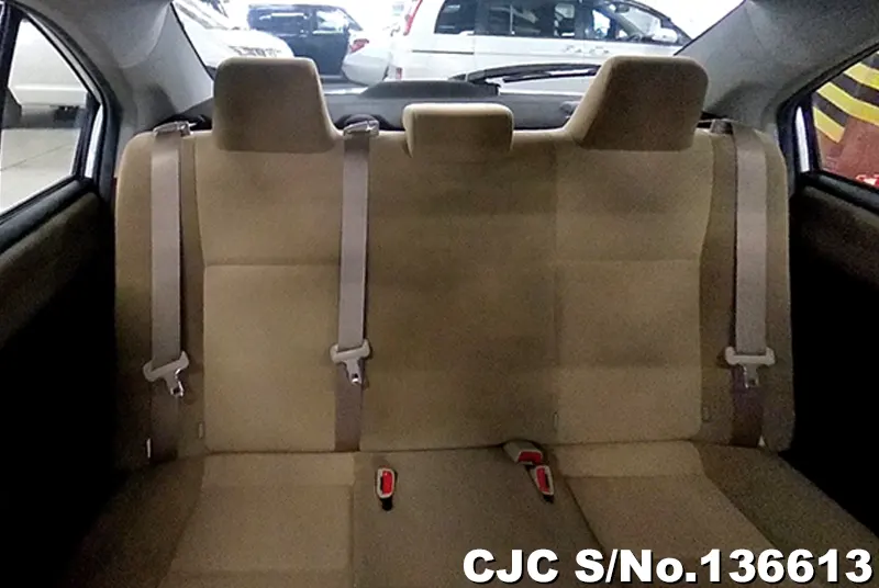 2013 Toyota / Corolla Axio Stock No. 136613
