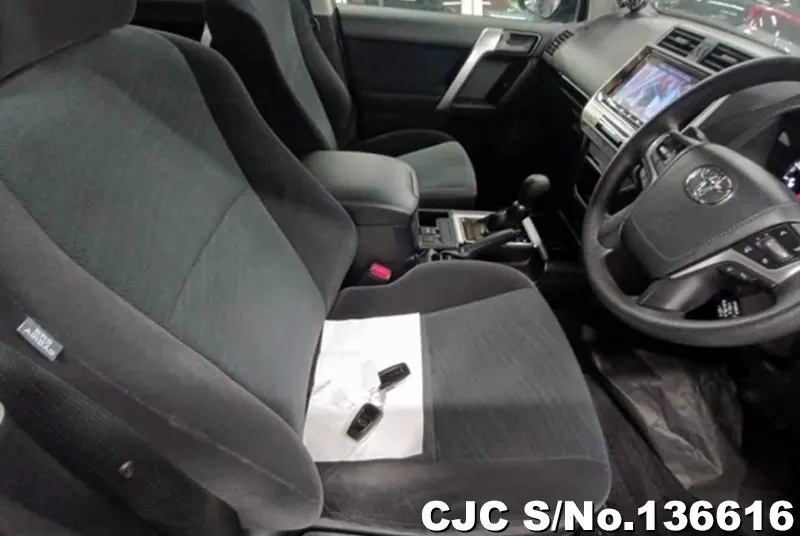 2020 Toyota / Land Cruiser Prado Stock No. 136616