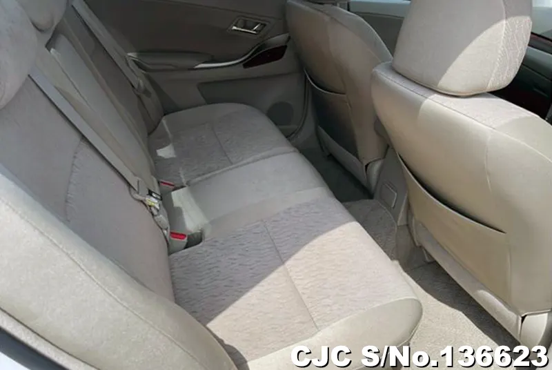 2010 Toyota / Allion Stock No. 136623