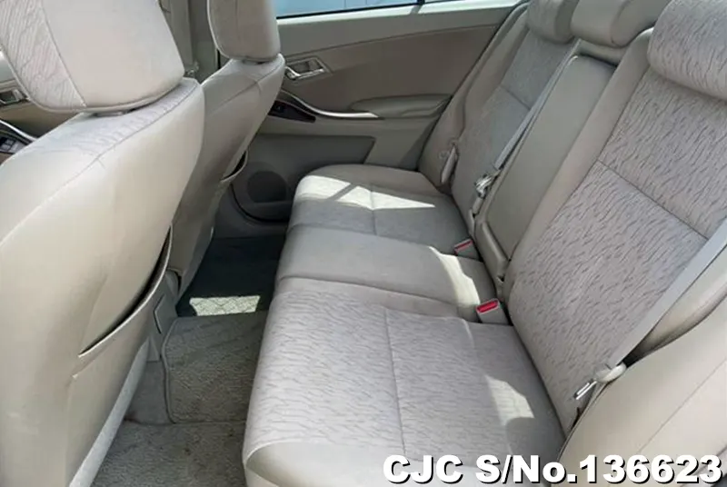 2010 Toyota / Allion Stock No. 136623