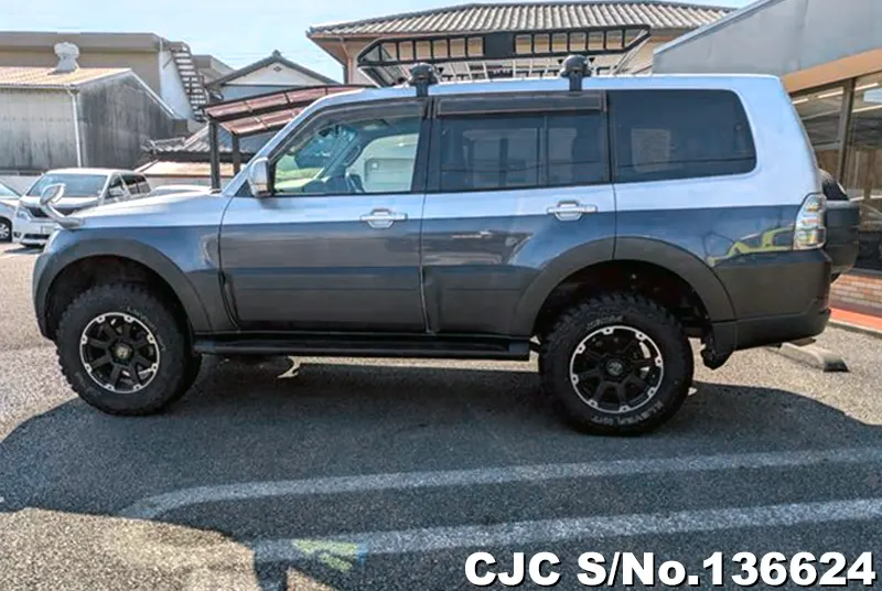 2008 Mitsubishi / Pajero Stock No. 136624