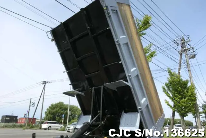 2006 Mazda / Titan Stock No. 136625