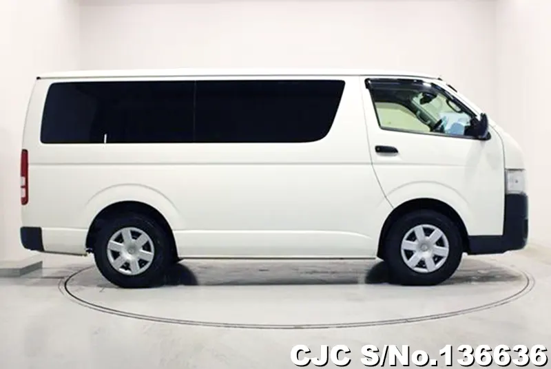 2018 Toyota / Hiace Stock No. 136636