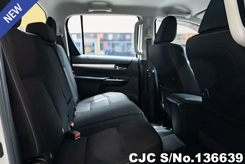 2020 Toyota / Hilux / Revo Stock No. 136639