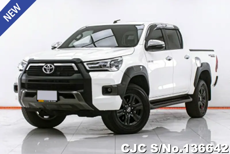 2023 Toyota / Hilux / Revo Stock No. 136642