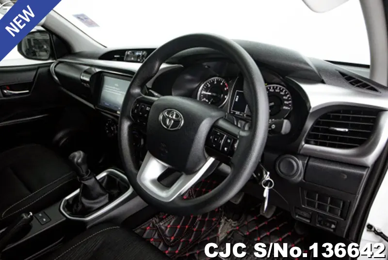 2023 Toyota / Hilux / Revo Stock No. 136642