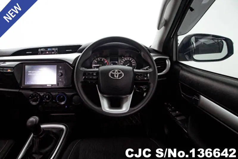 2023 Toyota / Hilux / Revo Stock No. 136642