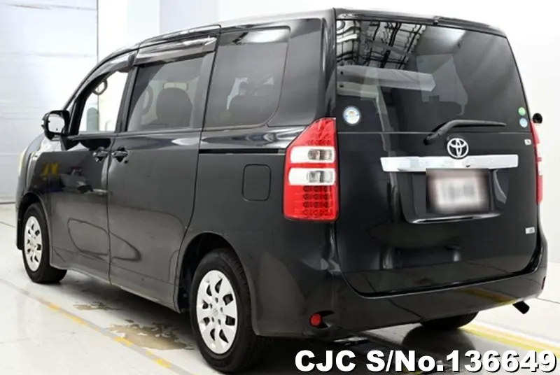2013 Toyota / Noah Stock No. 136649