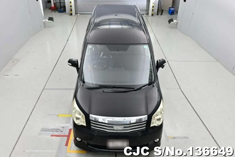 2013 Toyota / Noah Stock No. 136649