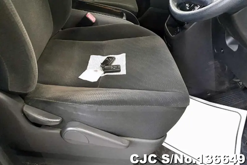 2013 Toyota / Noah Stock No. 136649