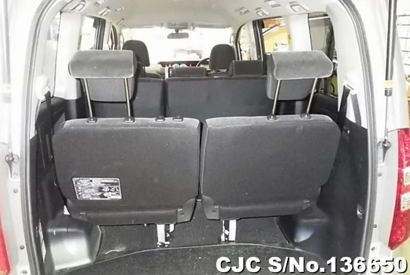 2013 Toyota / Noah Stock No. 136650