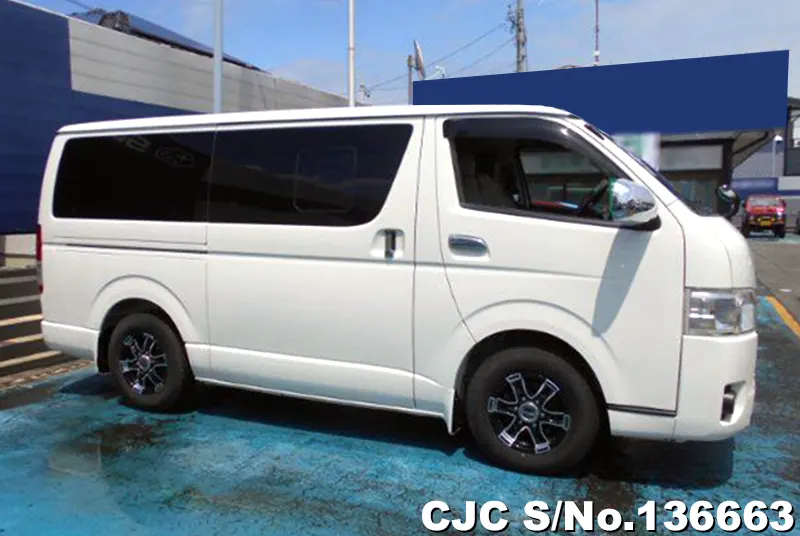 2014 Toyota / Hiace Stock No. 136663