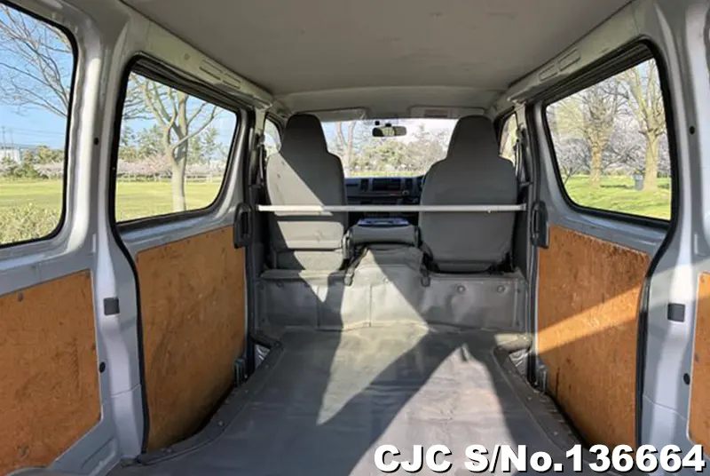 2014 Toyota / Hiace Stock No. 136664