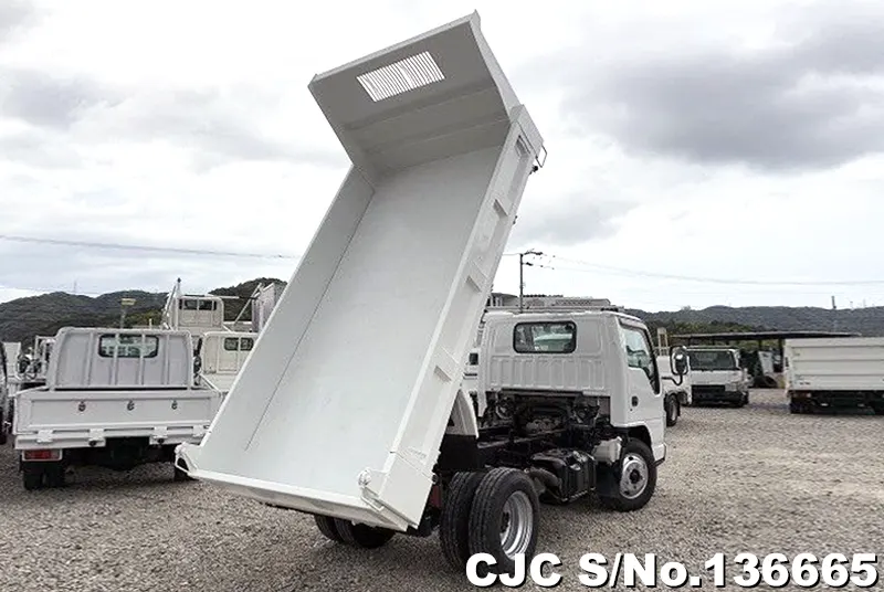 2008 Mazda / Titan Stock No. 136665