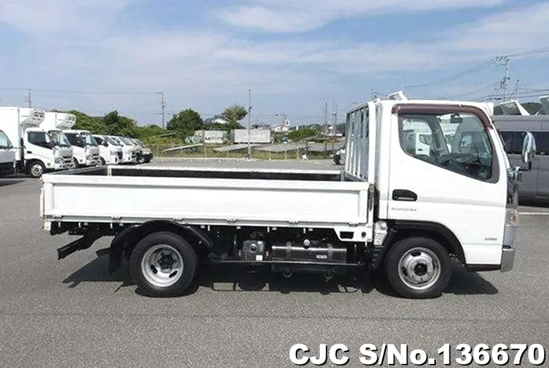 2015 Mitsubishi / Canter Stock No. 136670