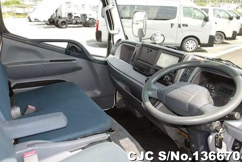 2015 Mitsubishi / Canter Stock No. 136670