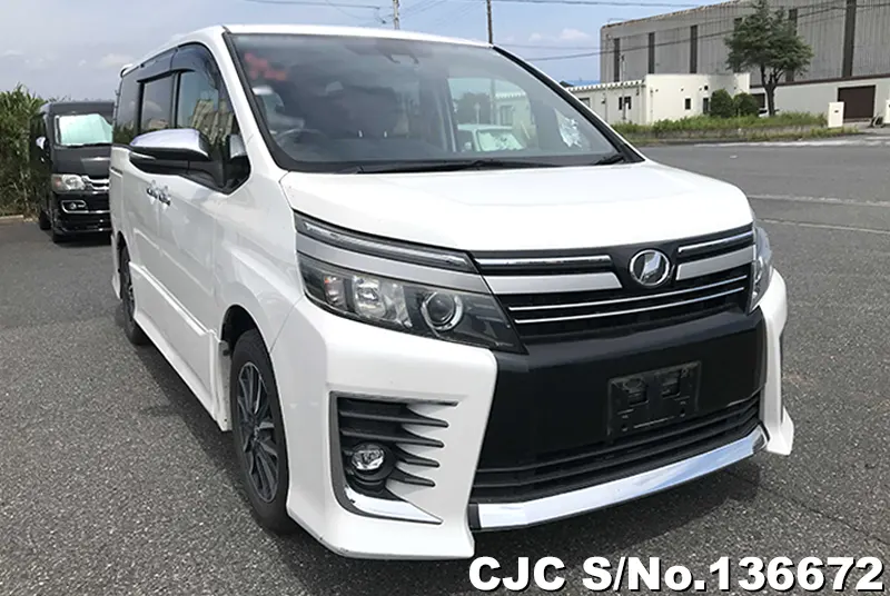 2017 Toyota / Voxy Stock No. 136672
