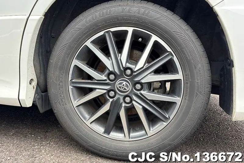 2017 Toyota / Voxy Stock No. 136672