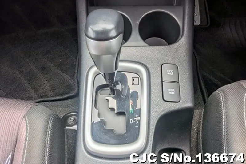2018 Toyota / Hilux Stock No. 136674