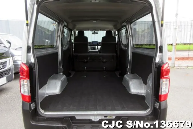 2018 Nissan / Caravan Stock No. 136679