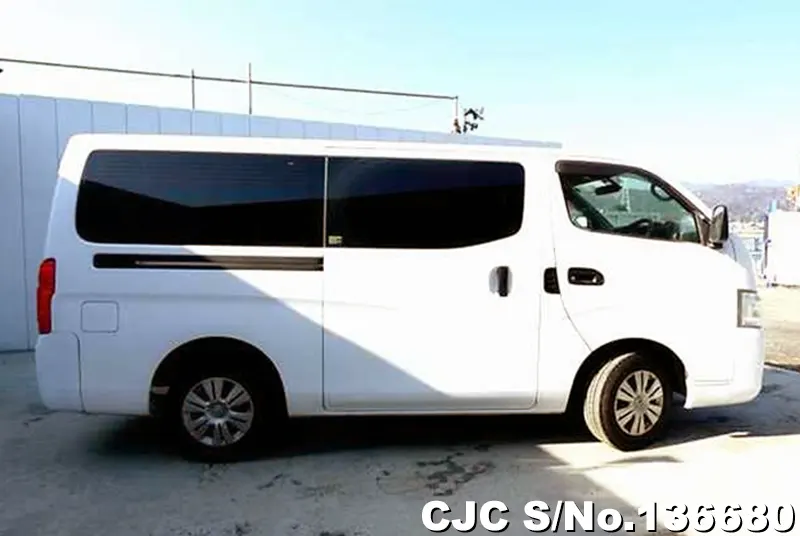 2015 Nissan / Caravan Stock No. 136680